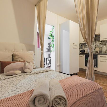 Appartement Cosy Proche Cathedrale Reims Exterior photo