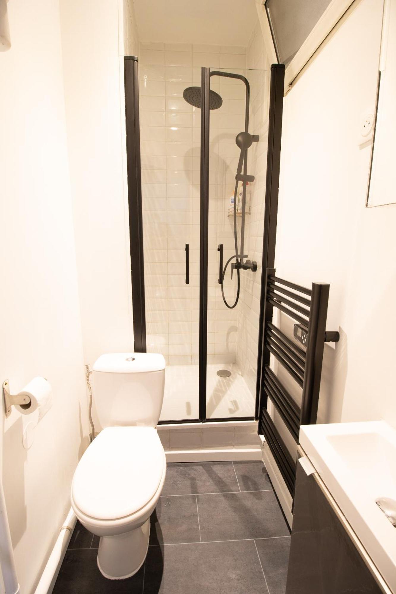 Appartement Cosy Proche Cathedrale Reims Exterior photo